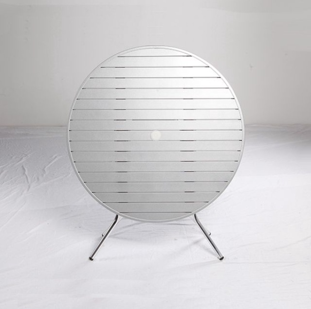 Folding Round Restaurant Table