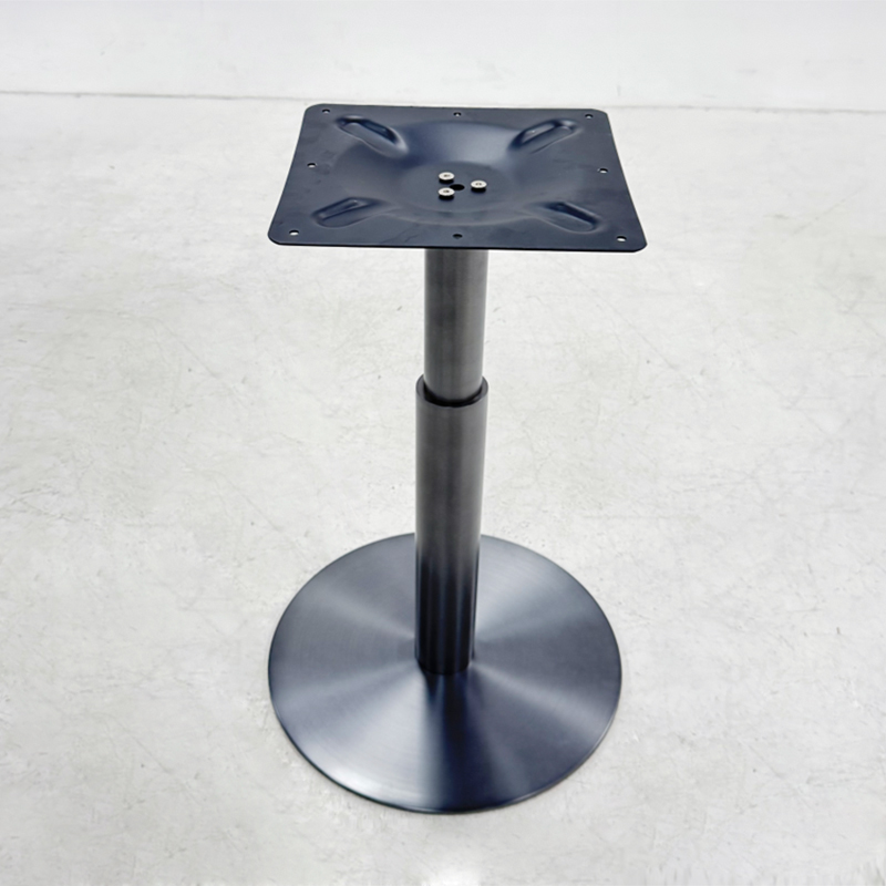 Anti-rust Silver Restaurant Table