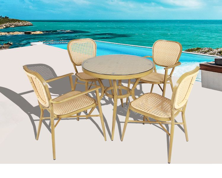outdoor furniture dining table and chairs