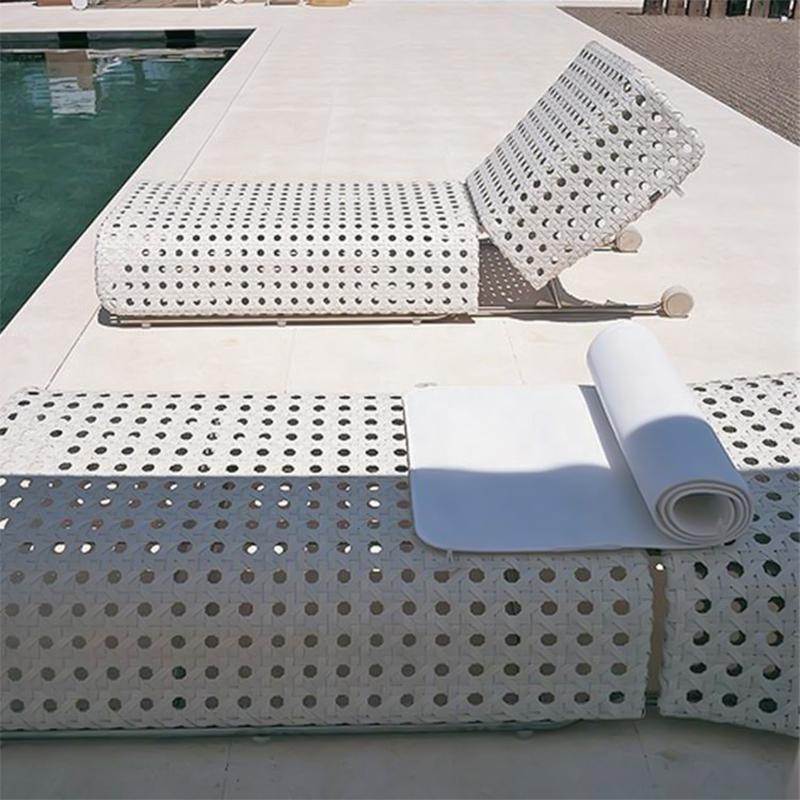 White Customize Patio Foldable Chair